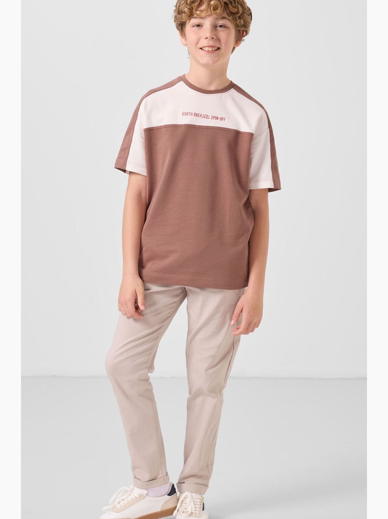 T-shirt infantil oversize gola redonda tommy Castanho-chocolate - Kiabi