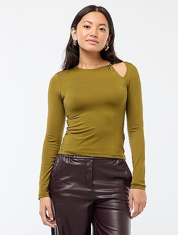 T-shirt justo com detalhe dourado