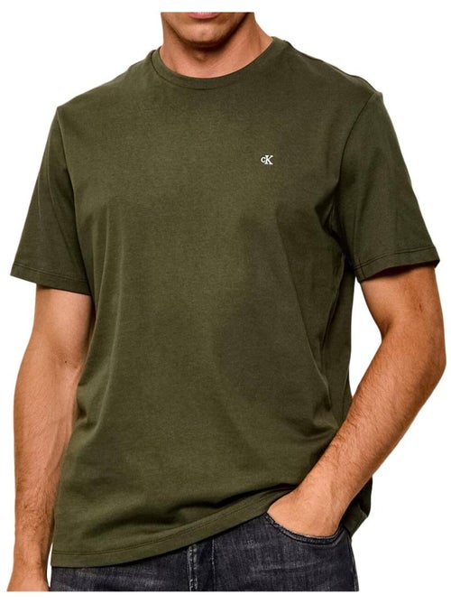 T-shirt kaki masculina calvin klein jeans monogram clássico - Kiabi T-shirt kaki masculina calvin klein jeans monogram clássico - Kiabi
