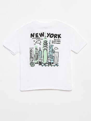 T-shirt larga com bolso frontal