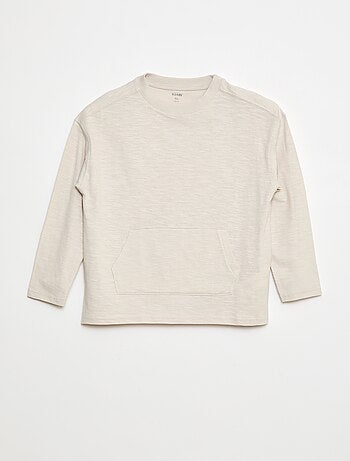 T-shirt largo com bolso canguru