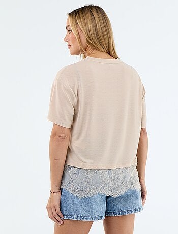T-shirt leve com base em renda