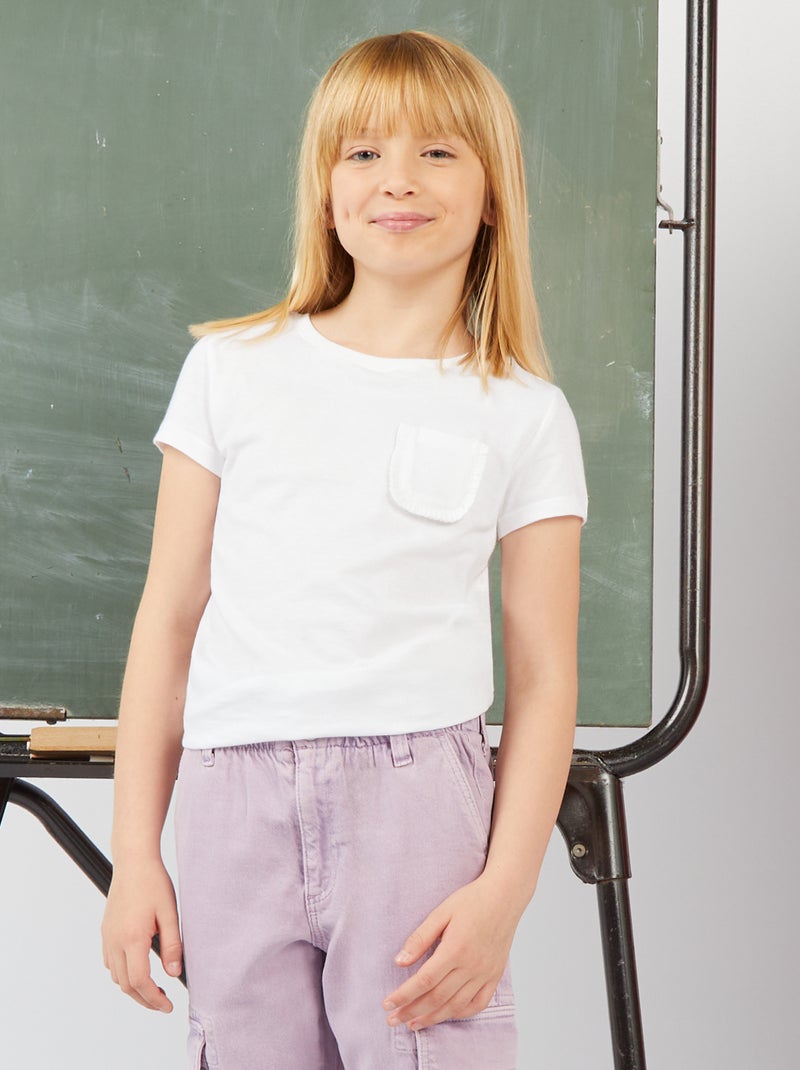 T-shirt lisa com bolso Branco - Kiabi