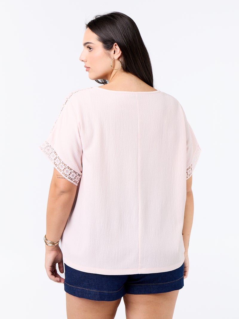 T-shirt lisa com bordado e macramé nas mangas Rosa - Kiabi