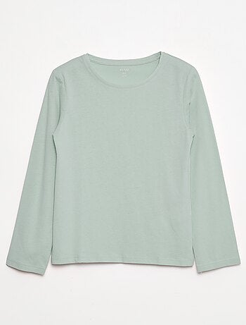 T-shirt lisa com franzidos nos ombros