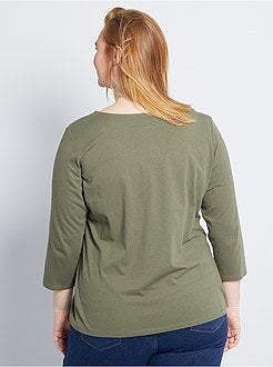 T-shirt lisa com gola em forma de barco - Kiabi