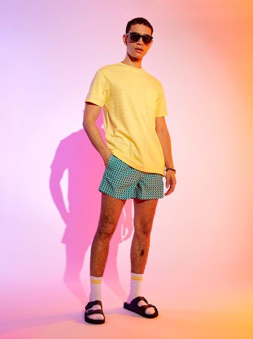T-shirt lisa com gola redonda - Kiabi