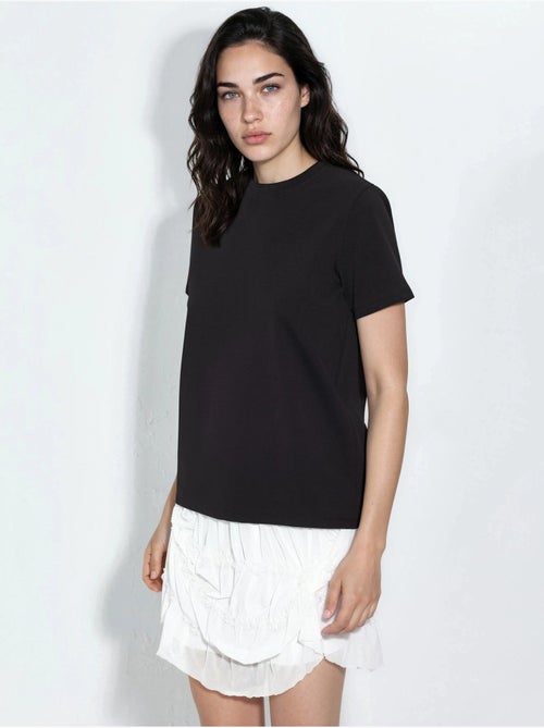 T-shirt lisa de gola redonda busem - Kiabi T-shirt lisa de gola redonda busem - Kiabi