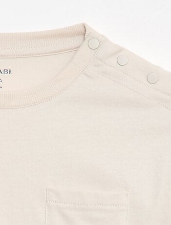 T-shirt lisa de manga comprida com bolso no peito - coleção fácil de vestir