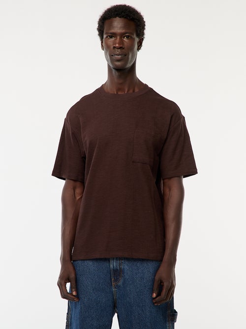 T-shirt lisa de manga curta com bolso frontal - Kiabi