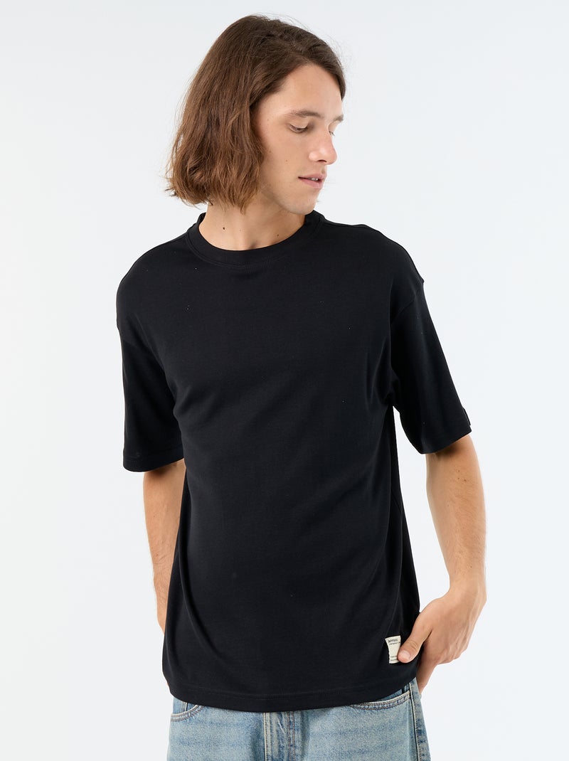 T-shirt lisa de manga curta e gola redonda Preto - Kiabi