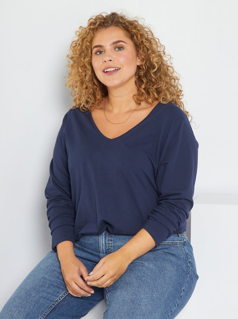 T-shirt lisa em jersey com gola em bico Azul Preto - Kiabi