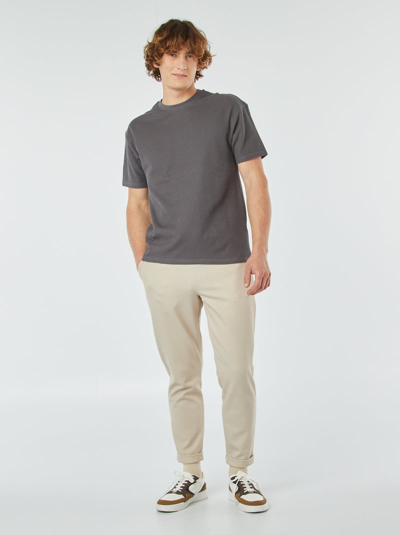 T-shirt lisa texturada de manga curta Cinza - Kiabi