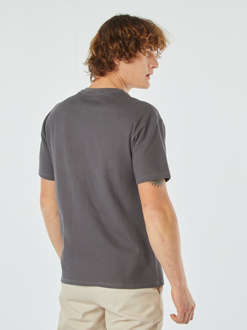 T-shirt lisa texturada de manga curta Cinza - Kiabi