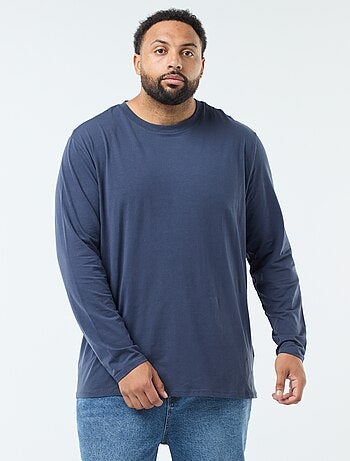 T-shirt liso de manga comprida e gola redonda