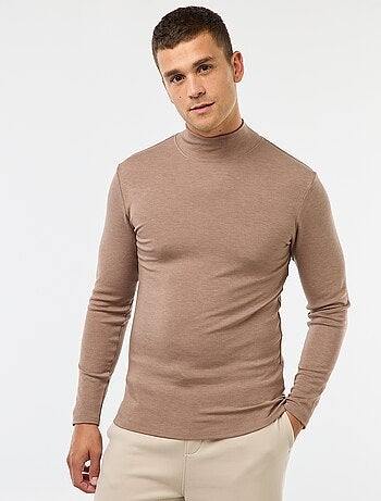 T-shirt liso de mangas compridas e gola alta