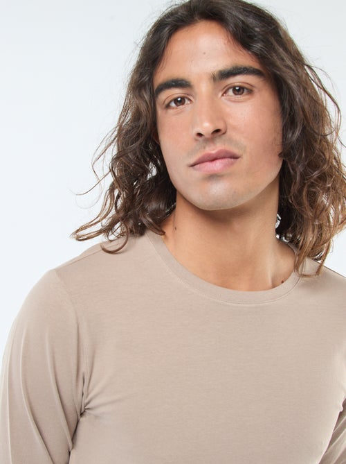 T-shirt liso de mangas compridas e gola redonda - Kiabi