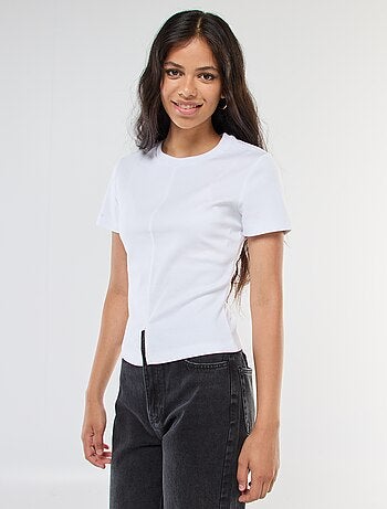 T-shirt liso em malha canelada fina