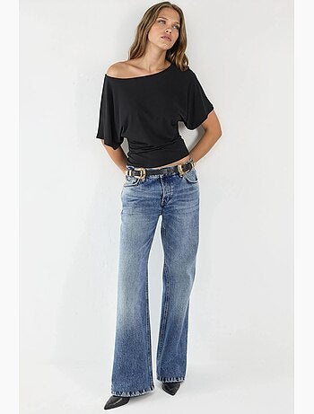 T-shirt loose fit com decote barco hiccup