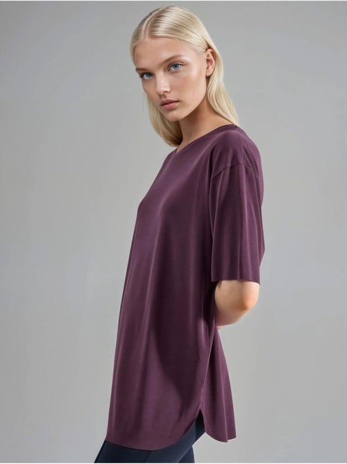 T-shirt loose fit com gola redonda busem - Kiabi T-shirt loose fit com gola redonda busem - Kiabi