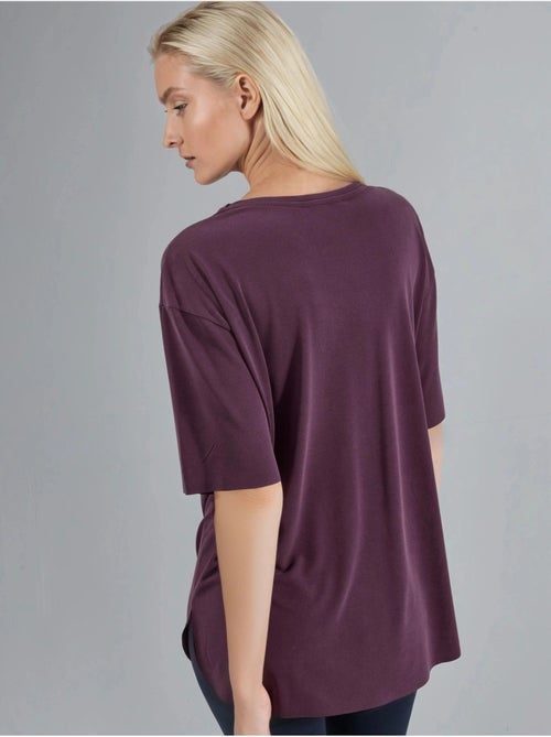 T-shirt loose fit com gola redonda busem - Kiabi T-shirt loose fit com gola redonda busem - Kiabi