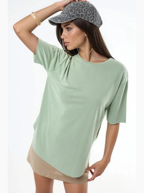 T-shirt loose fit com gola redonda busem - Kiabi T-shirt loose fit com gola redonda busem - Kiabi