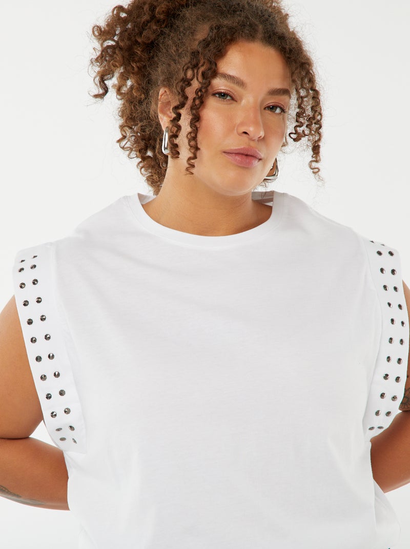 T-shirt manga cava com tachas Branco - Kiabi