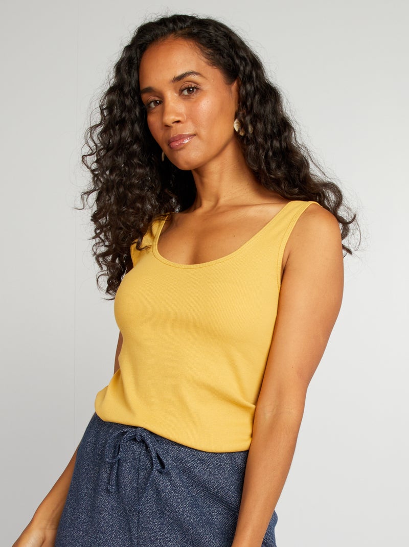 T-shirt manga cava lisa com gola redonda Amarelo - Kiabi