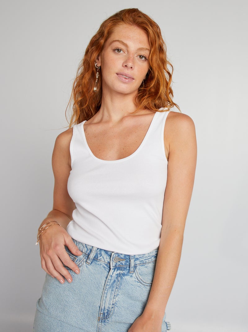 T-shirt manga cava lisa com gola redonda Branco - Kiabi