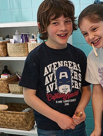 T-shirt 'Marvel' estampada de manga curta