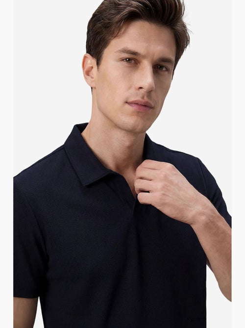T-shirt masculina em mistura de viscose tommy - Kiabi T-shirt masculina em mistura de viscose tommy - Kiabi
