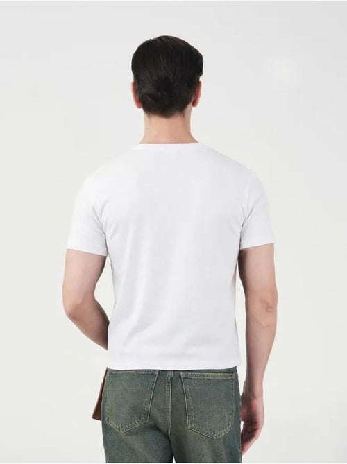 T-shirt masculina slim fit de algodão com gola redonda giesto - Kiabi T-shirt masculina slim fit de algodão com gola redonda giesto - Kiabi