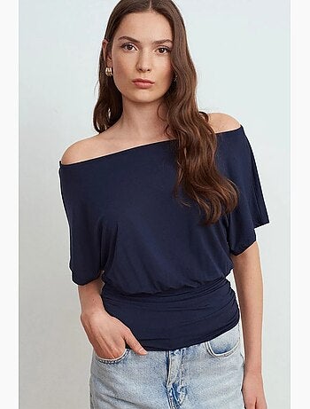 T-shirt mistura modal recorte decote redondo manga curta dilvin