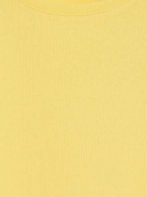 T-shirt nervurada com bordos ondulados - Kiabi