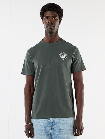 T-shirt 'One Piece' estampado frente e verso