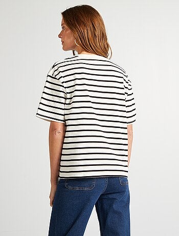 T-shirt oversize com gola redonda