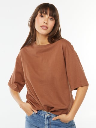 T-shirt oversize com gola redonda