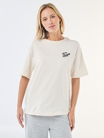 T-shirt oversize com mensagem