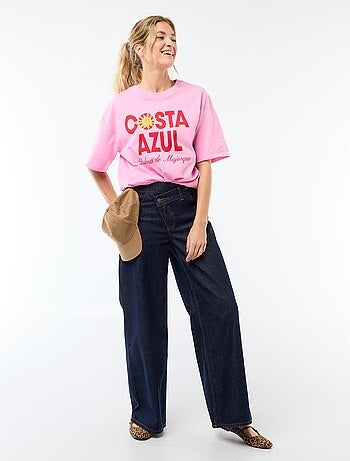 T-shirt oversize com mensagem
