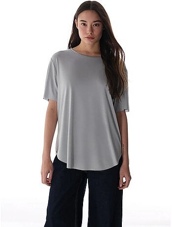 T-shirt oversize em modal com gola redonda penti