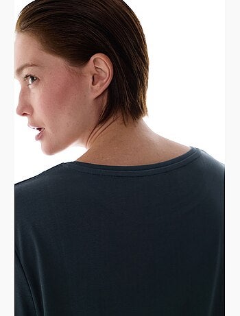 T-shirt oversize em modal com gola redonda penti