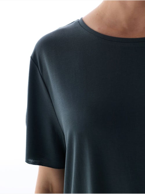 T-shirt oversize em modal com gola redonda penti - Kiabi T-shirt oversize em modal com gola redonda penti - Kiabi