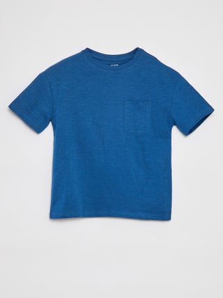 T-shirt oversize lisa com bolso