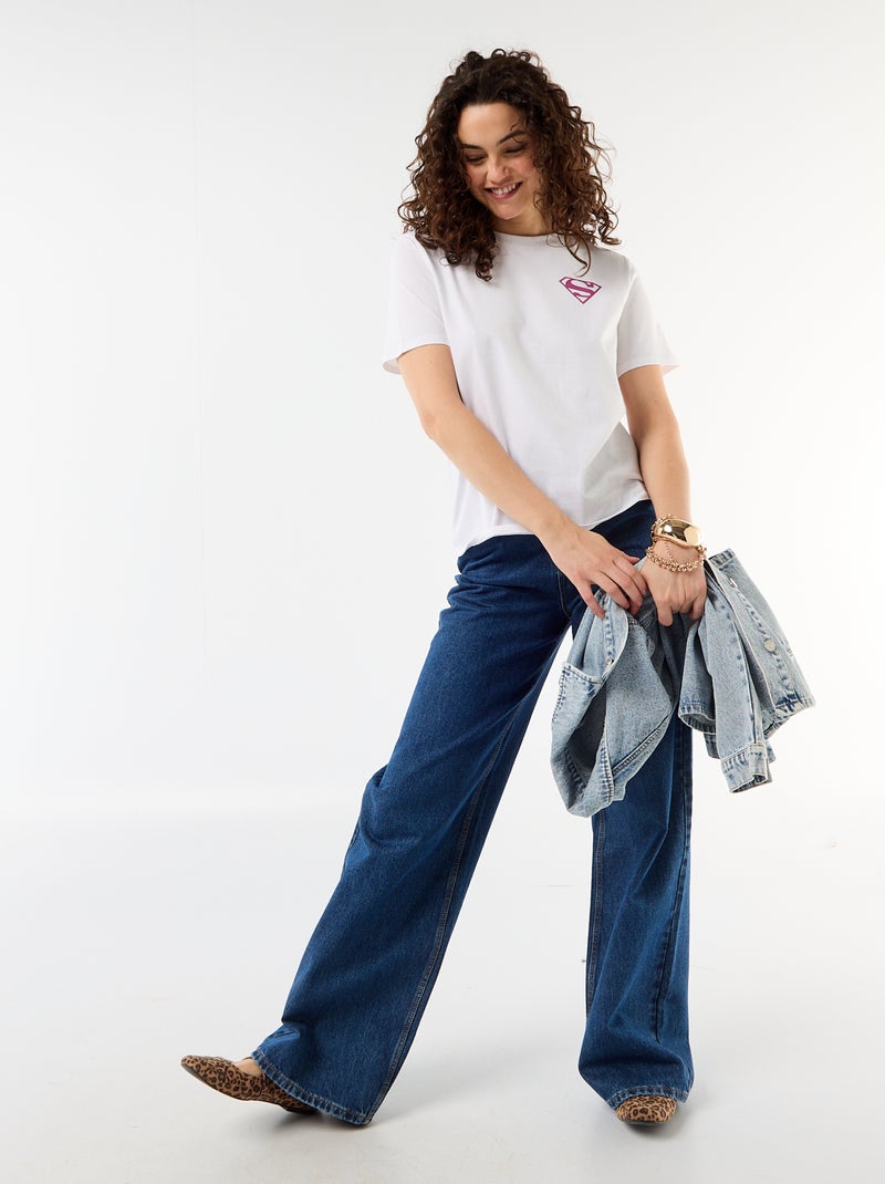 T-shirt oversize 'Supergirl' 'DC Comics' de manga curta Branco - Kiabi