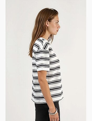 T-shirt oversized às riscas com gola redonda hiccup