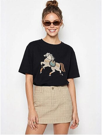 T-shirt oversized com bordado e lantejoulas, gola redonda lucci