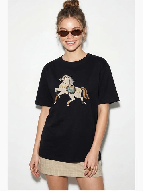 T-shirt oversized com bordado e lantejoulas, gola redonda lucci - Kiabi T-shirt oversized com bordado e lantejoulas, gola redonda lucci - Kiabi