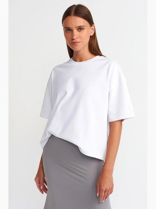 T-shirt oversized de algodão com decote redondo dilvin - Kiabi T-shirt oversized de algodão com decote redondo dilvin - Kiabi