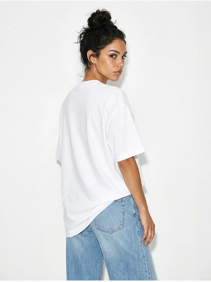 T-shirt oversized estampada de gola redonda com detalhe de acessório lucci Branco - Kiabi