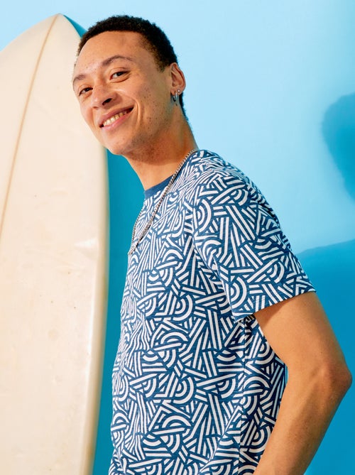 T-shirt regular com gola redonda - Kiabi
